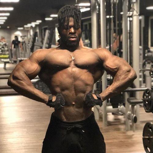 娱乐圈吃瓜健美先生是谁